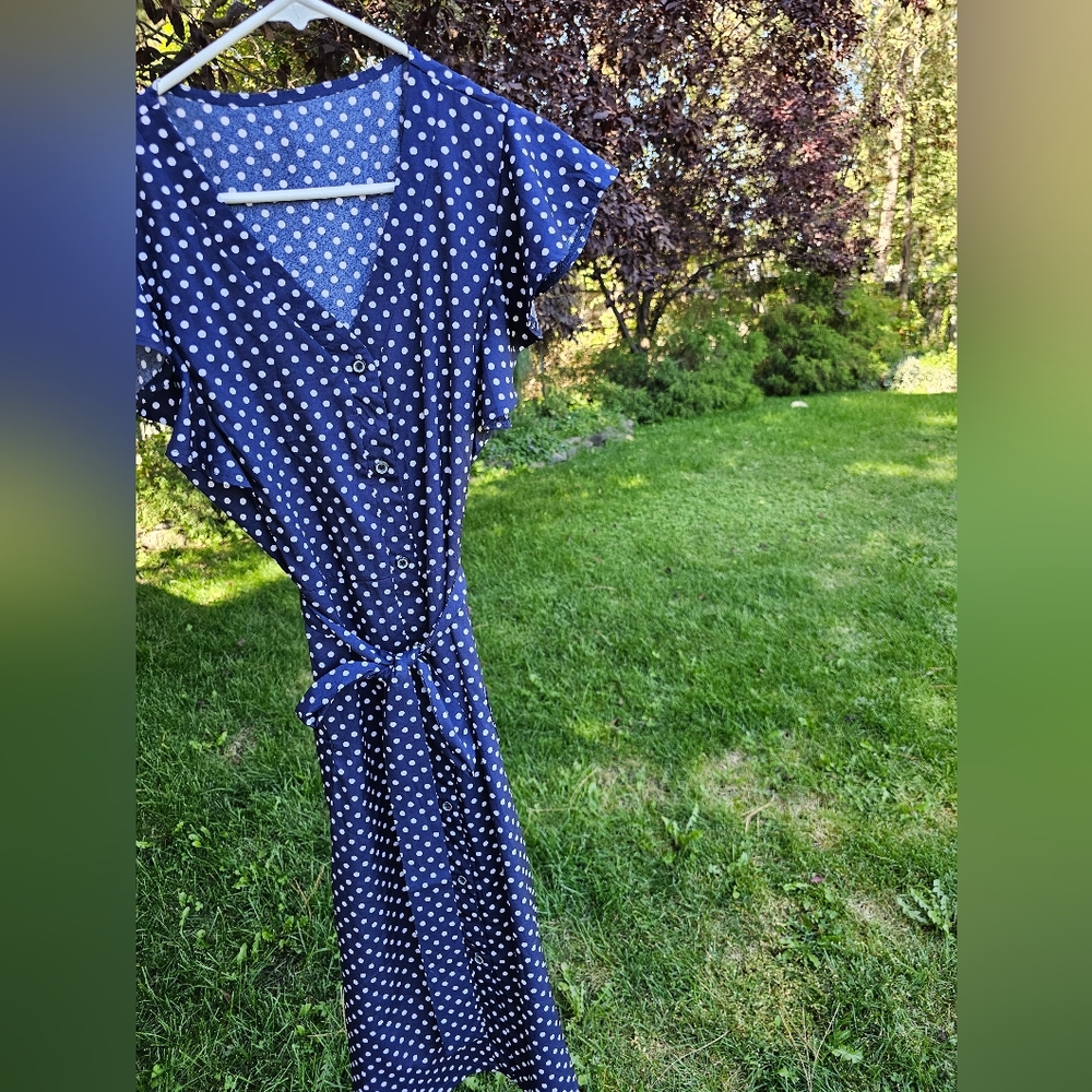 Polka dot midi dress - Picture 3 of 7